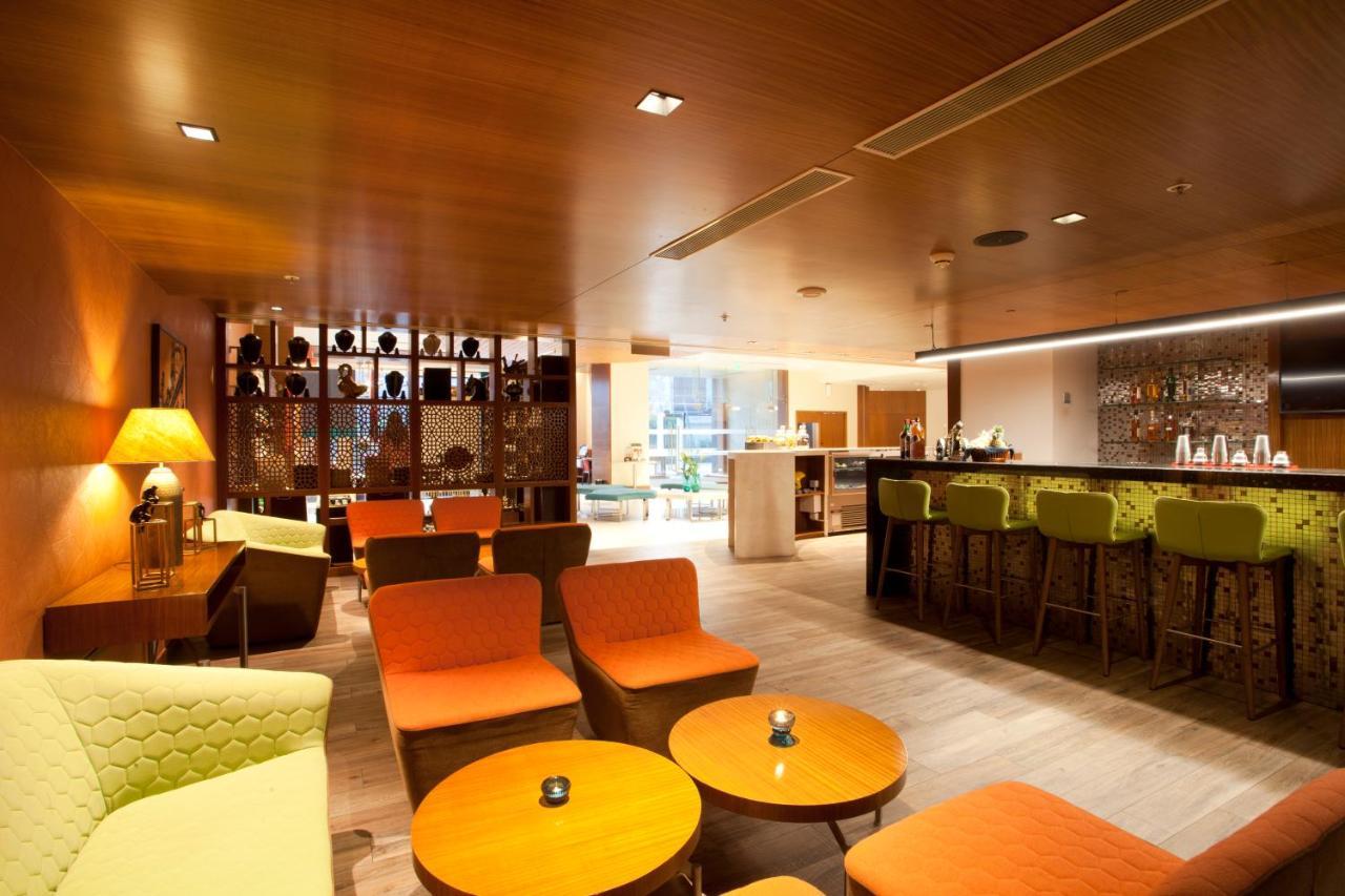 海得拉巴班哈拉山凯悦嘉轩酒店 外观 照片 The bar at the hotel